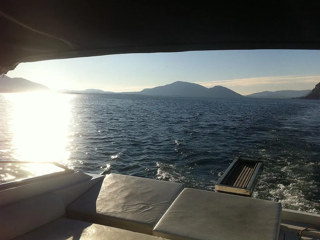 Botel Boats & Breakfast Genova Porto Antico Fortyseven Hotel