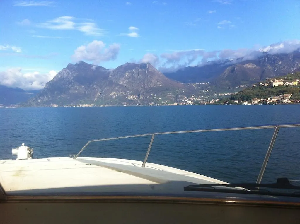 Boats & Breakfast Genova Porto Antico Fortyseven Hotel Botel Genoa