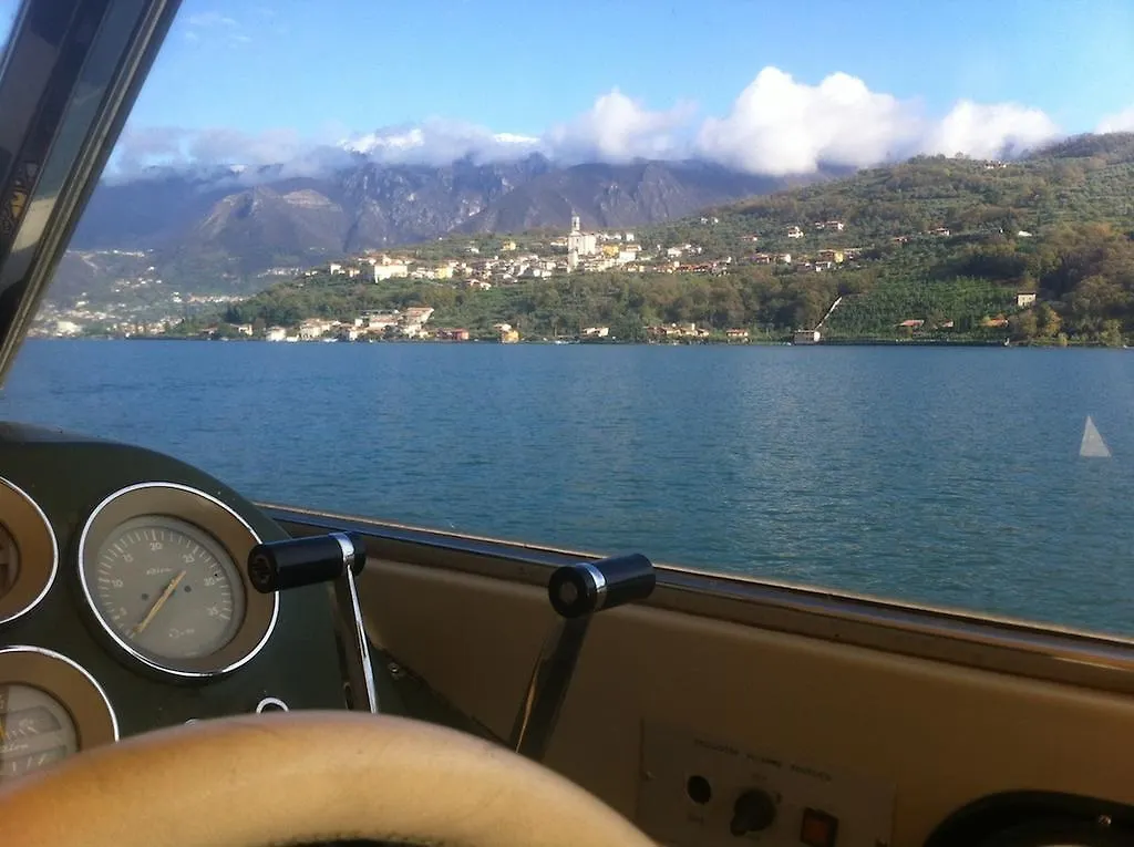 Boats & Breakfast Genova Porto Antico Fortyseven Hotel Botel