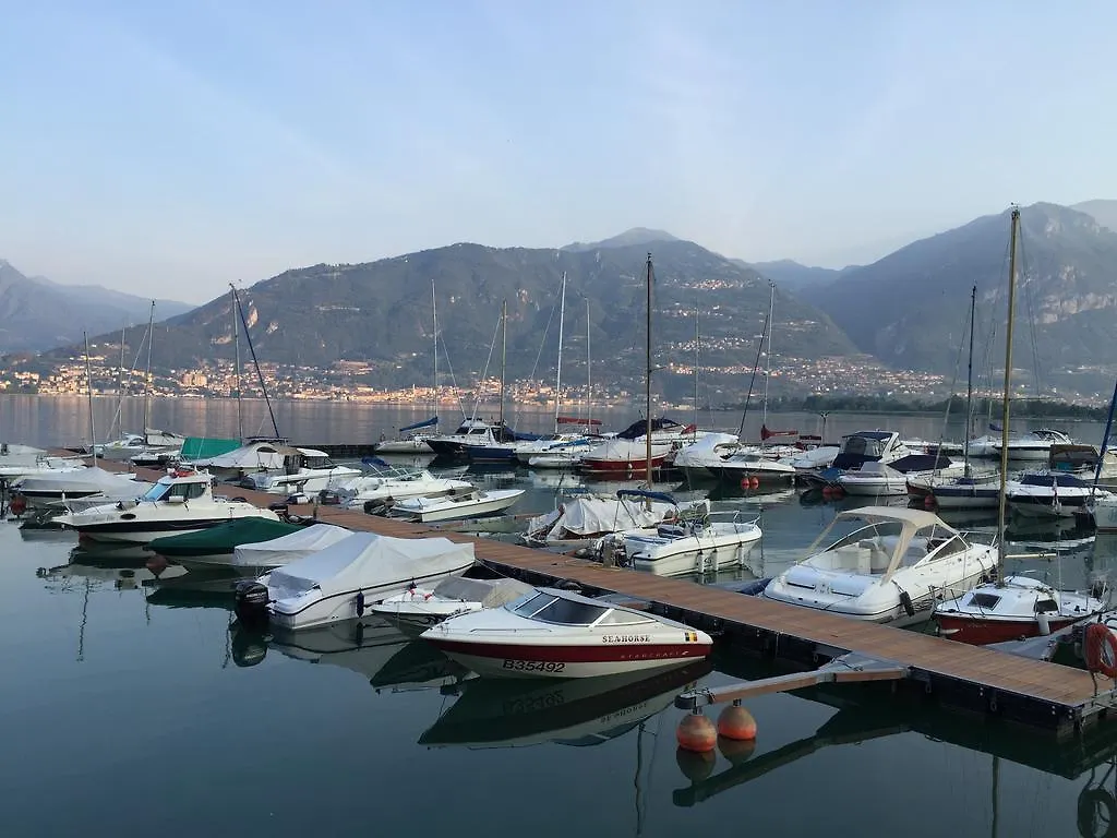 Boats & Breakfast Genova Porto Antico Fortyseven Hotel Italy