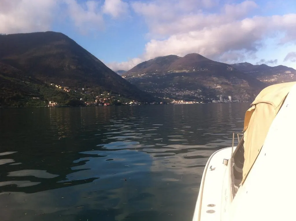Boats & Breakfast Genova Porto Antico Fortyseven Hotel Botel Genoa